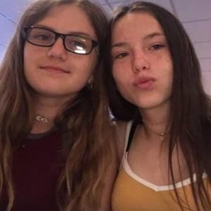 Meet your Posher, Cassandra